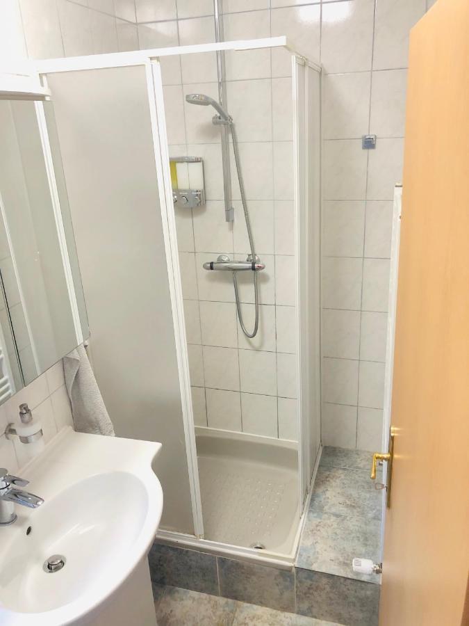 Orchideen Apartment Villach Bagian luar foto